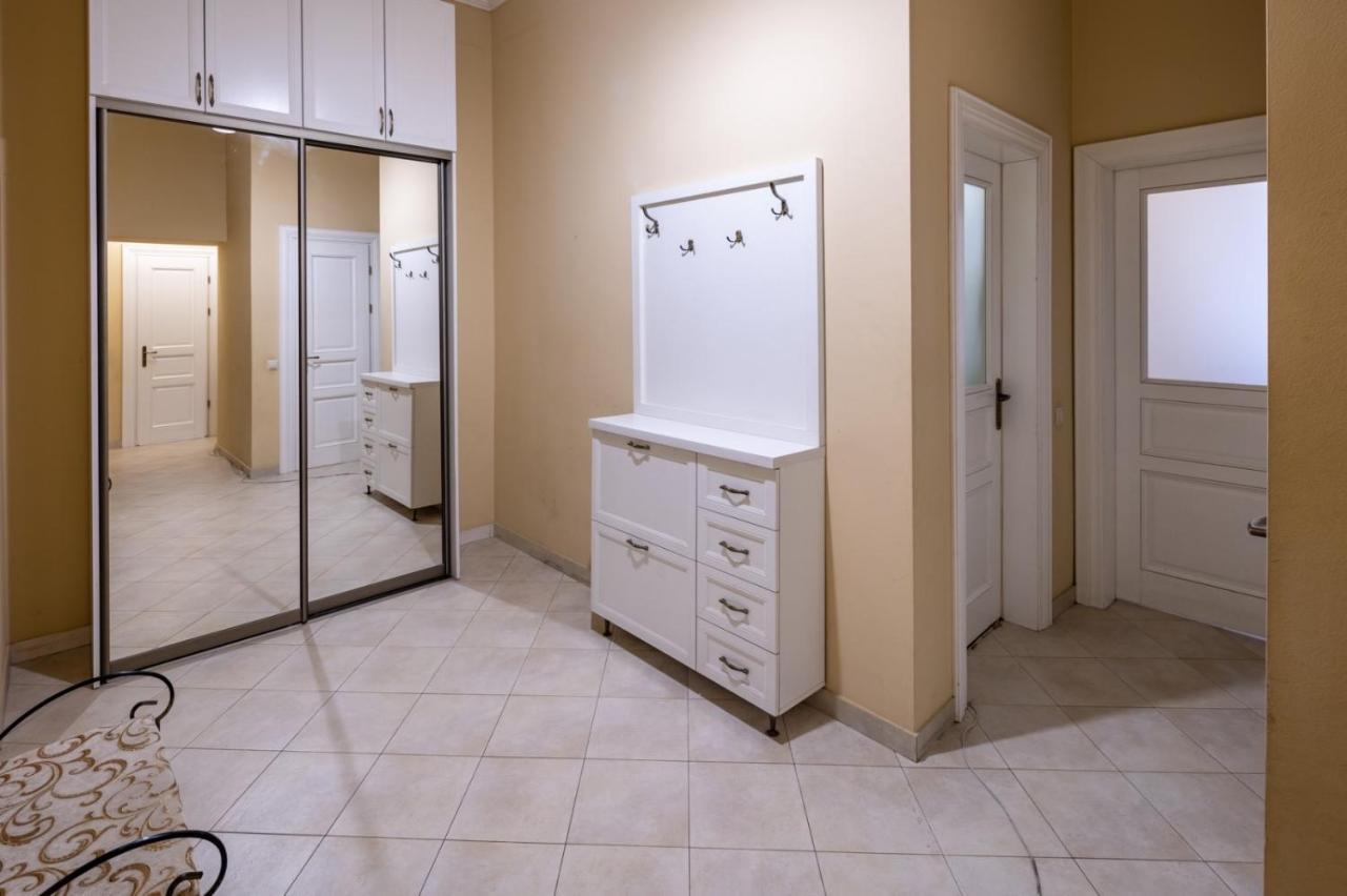 Romari Сербська 9 Apartment Liov Exterior foto